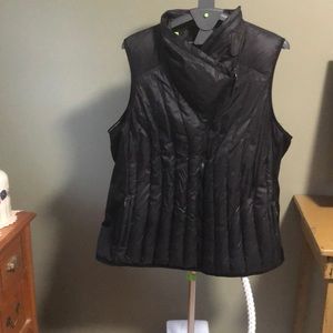 Womens plus size 3X black vest